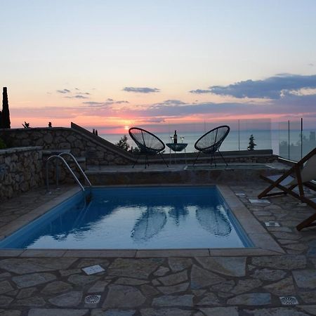 Villa Thetis With Private Pool Where The Sunsets Fade Away Айос-Нікітас Екстер'єр фото