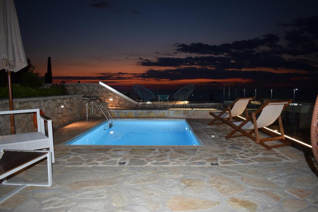 Villa Thetis With Private Pool Where The Sunsets Fade Away Айос-Нікітас Екстер'єр фото