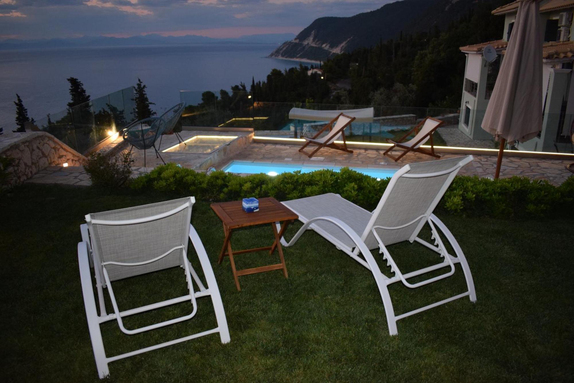 Villa Thetis With Private Pool Where The Sunsets Fade Away Айос-Нікітас Екстер'єр фото